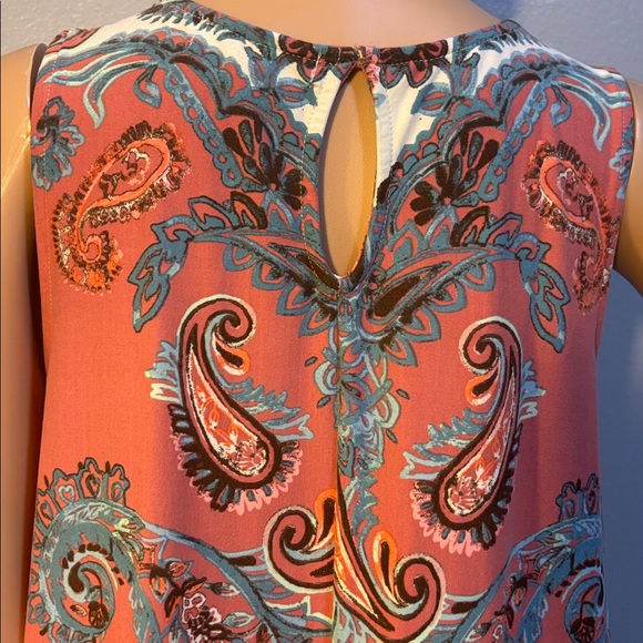 Jamie & Layla Elegant Salmon & Blue Paisley Sleeveless Midi Dress - Picture 5 of 8